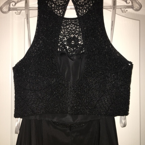 Sherri Hill prom dress - Picture 4 of 5